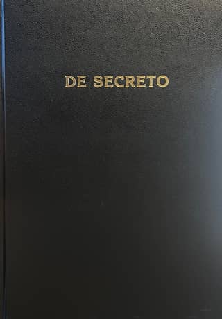 De Secreto / About the Secret. A Collection of Scientific Papers